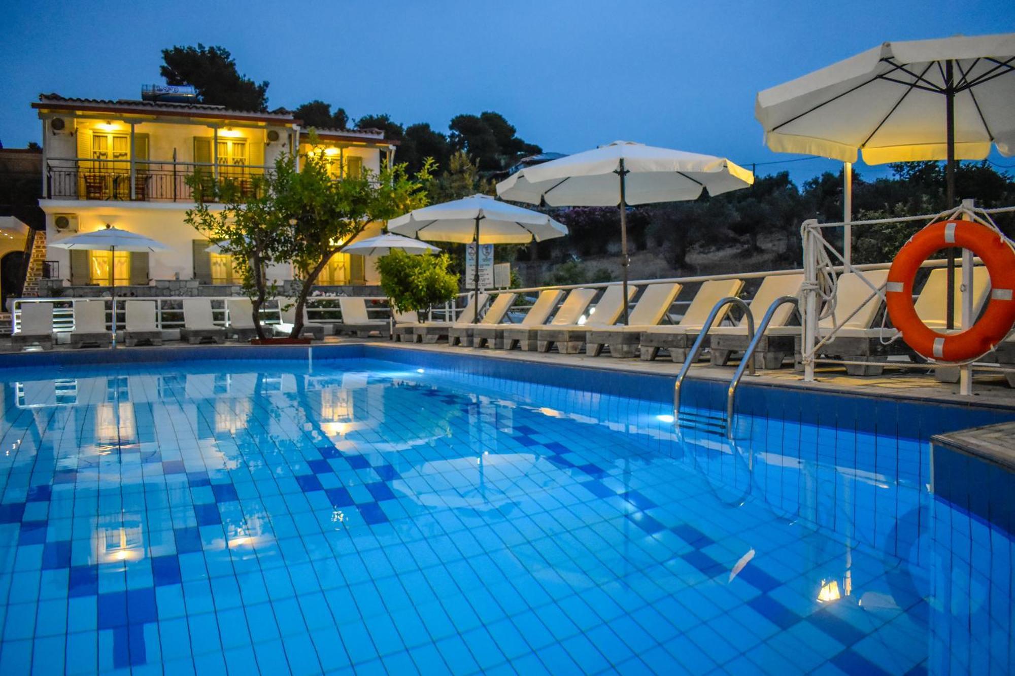 Villa Rosa ตรูโลส ภายนอก รูปภาพ