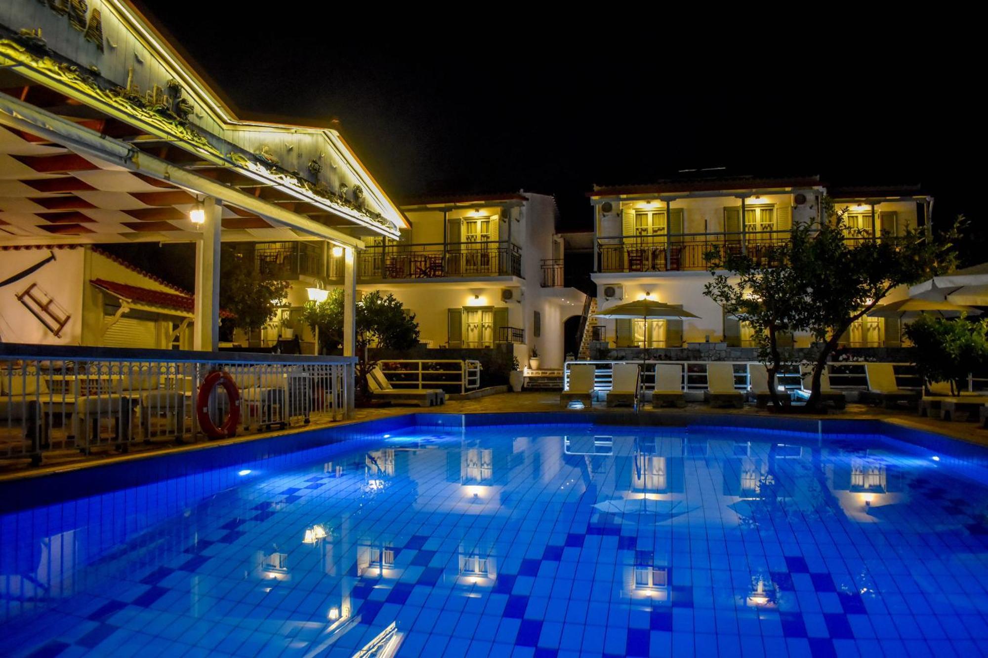 Villa Rosa ตรูโลส ภายนอก รูปภาพ
